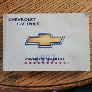 VINTAGE 1997 Chevrolet C/K Truck Owner's Manual